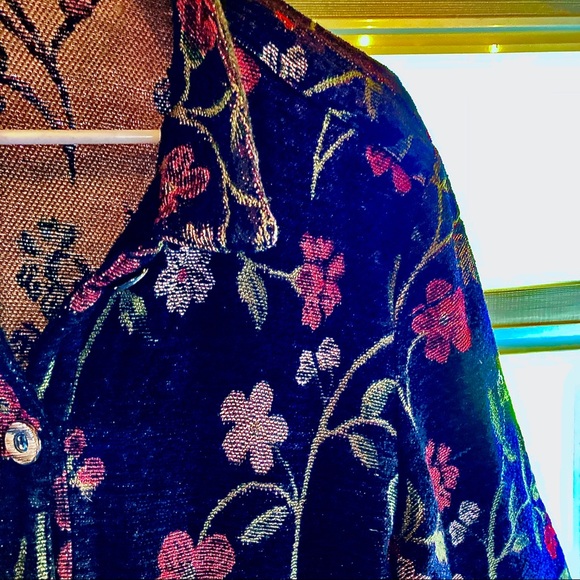 Exqusite vintage light weight spring jacket size M - Picture 2 of 3